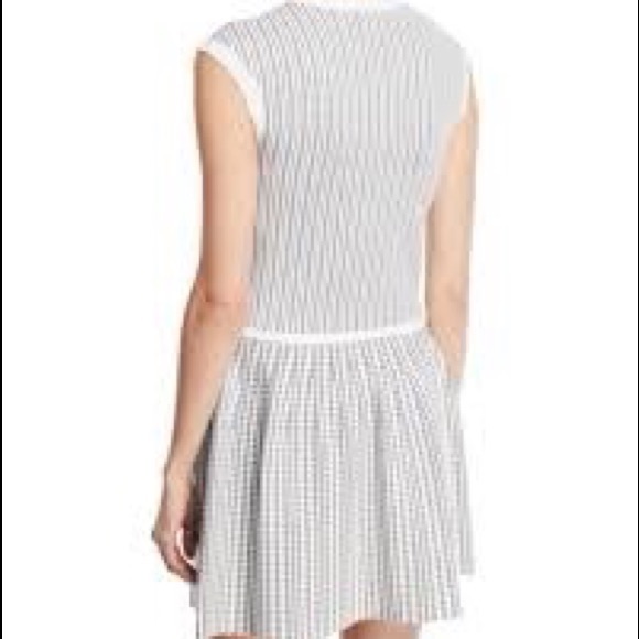 NWT Club Monaco Himalayan Cropped Sweater - Picture 4 of 7